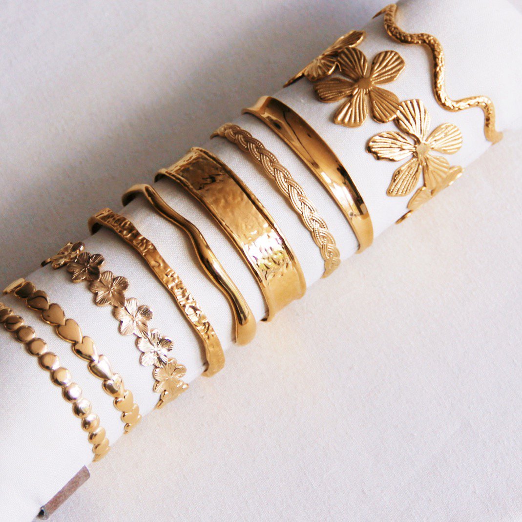 Armreif breit ausgestellt - Gold