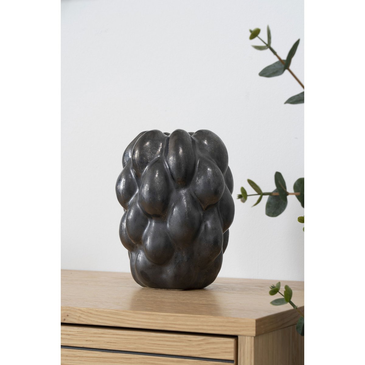 Keramik-Vase in Schwarz - stilvolle Deko-Vase 19 cm hoch