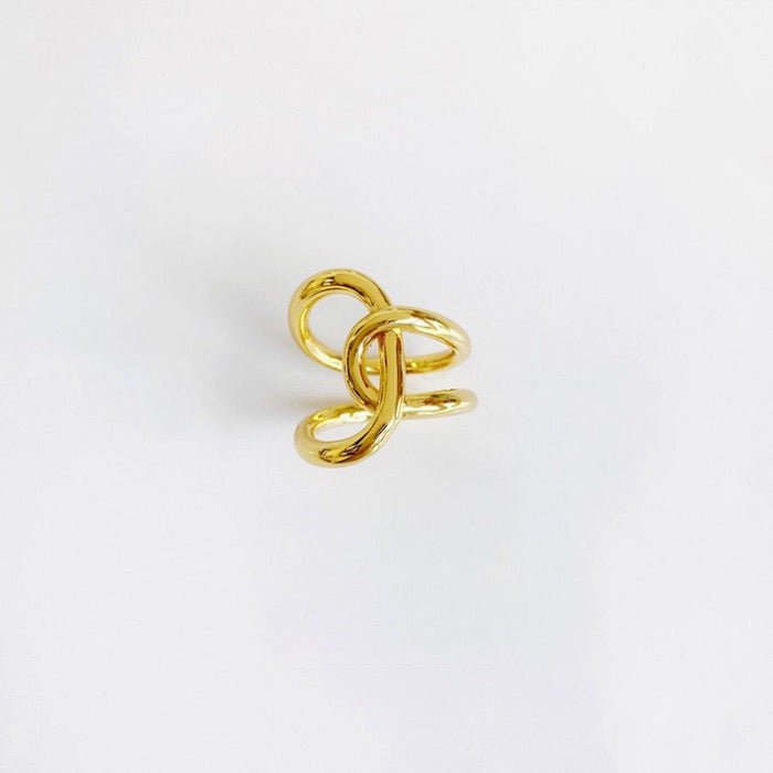Crossover-Ring mit geometrischem, fließendem Design