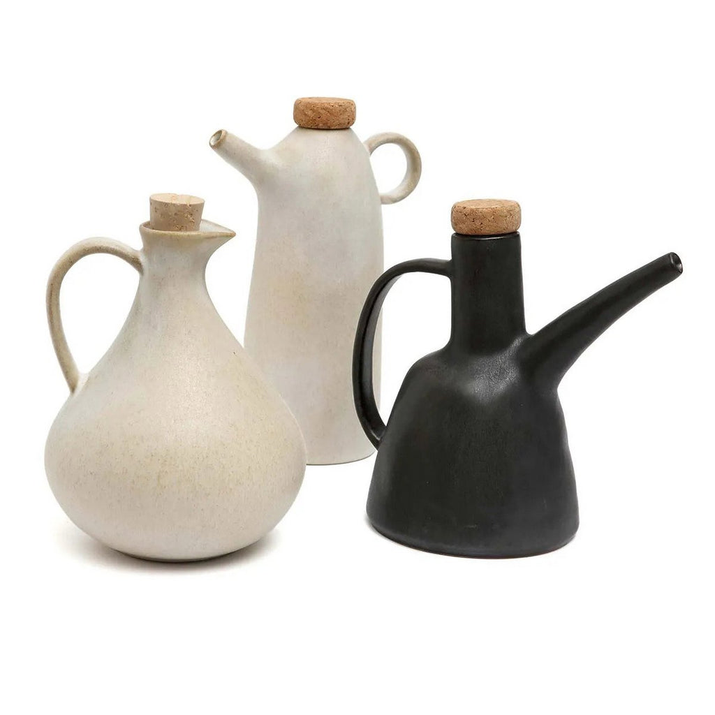 Olivenölflasche Schwarz Keramik – Stilvolles Küchenutensil von Bazar Bizar Living