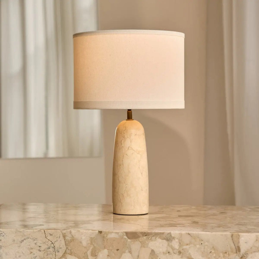 Charlotte Marmorlampe | Baumwollschirm und elegante Beleuchtung