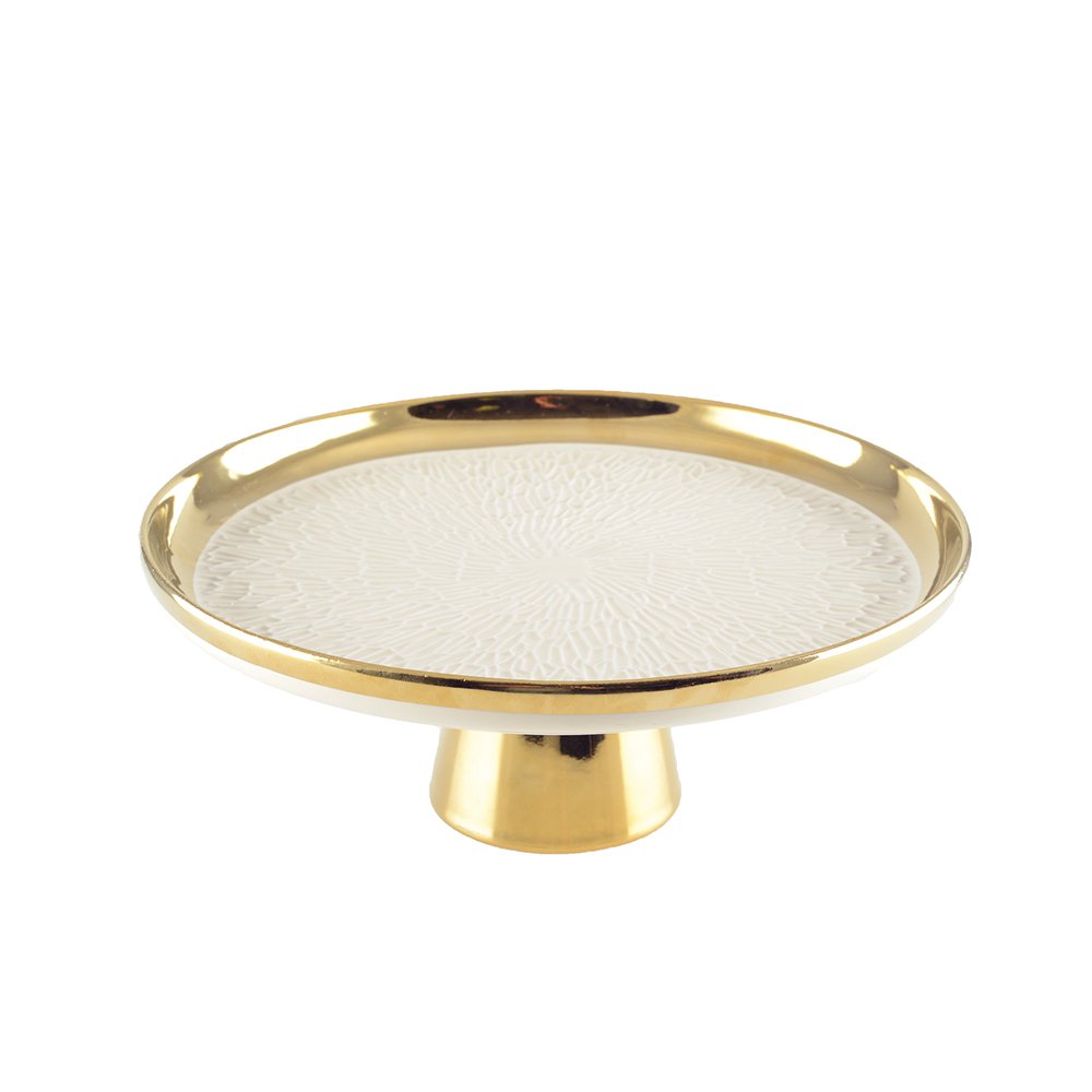 Cremige Kuchenschale mit goldener Kante