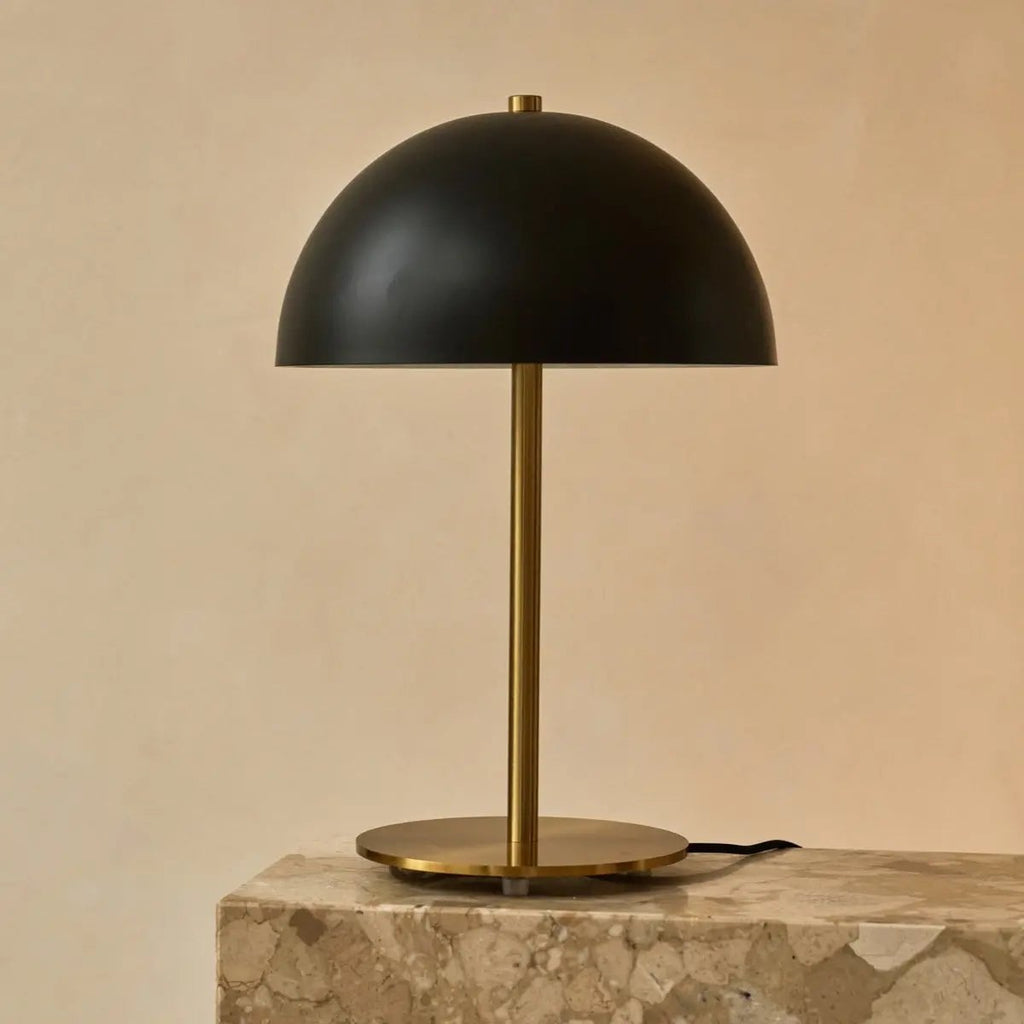 Lola Gold & Schwarz Tischlampe | Elegantes Metalldesign
