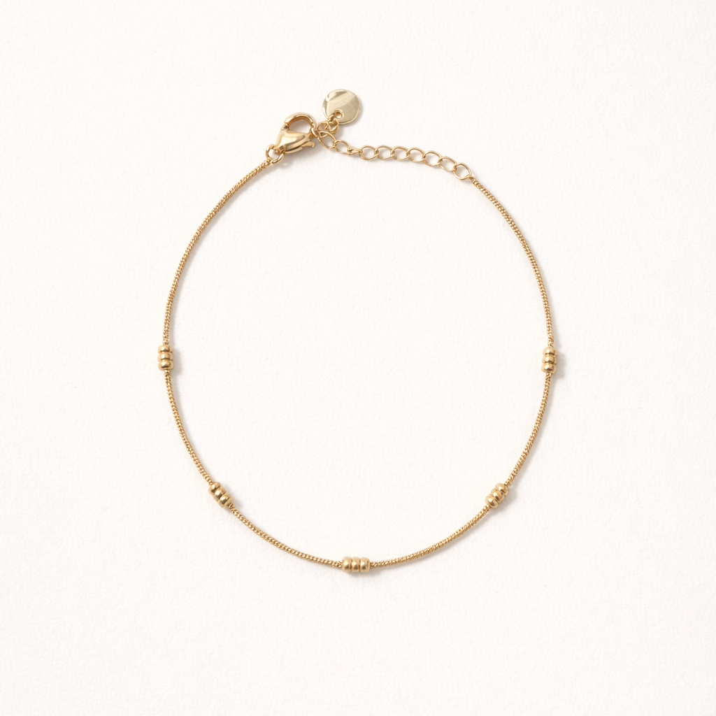 Lay Low BRACELET