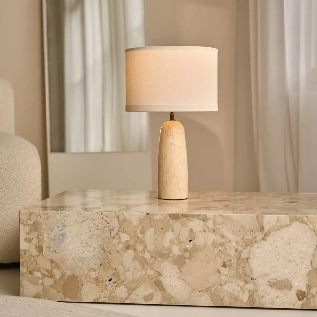 Charlotte Marmorlampe | Baumwollschirm und elegante Beleuchtung
