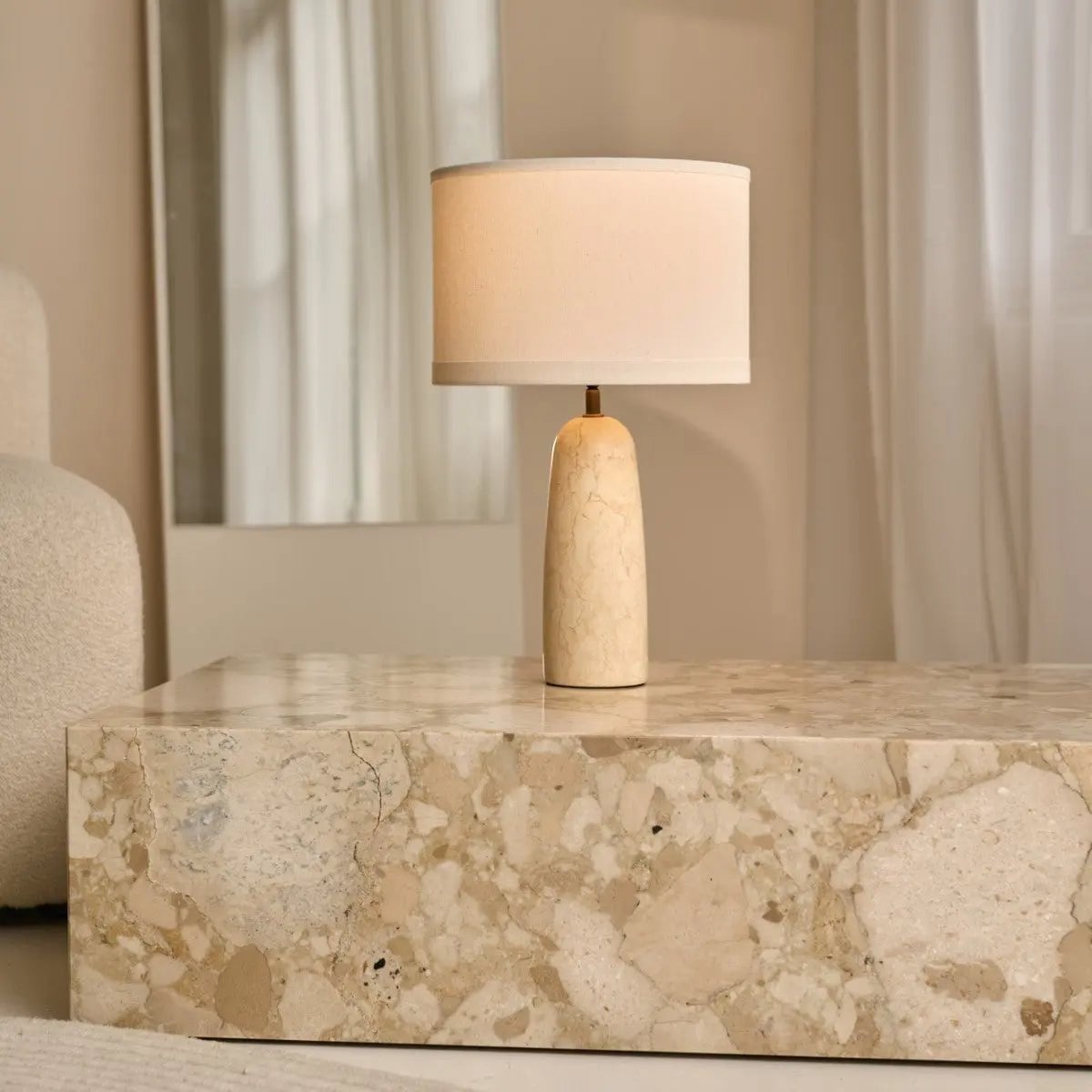 Charlotte Marmorlampe | Baumwollschirm und elegante Beleuchtung