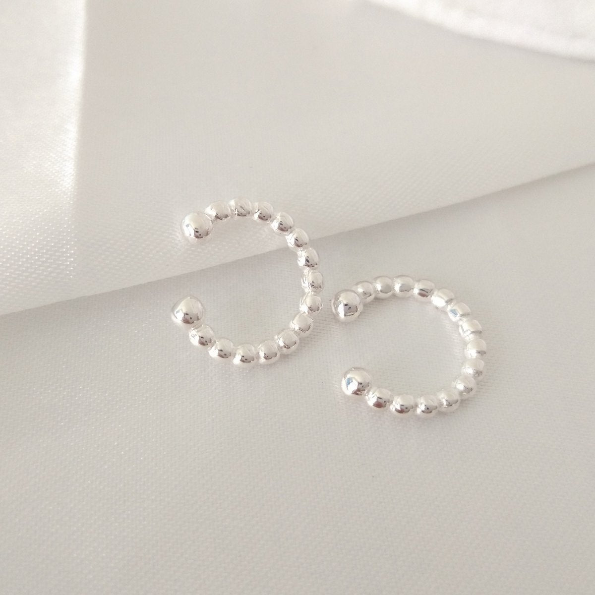 Ball Earcuff