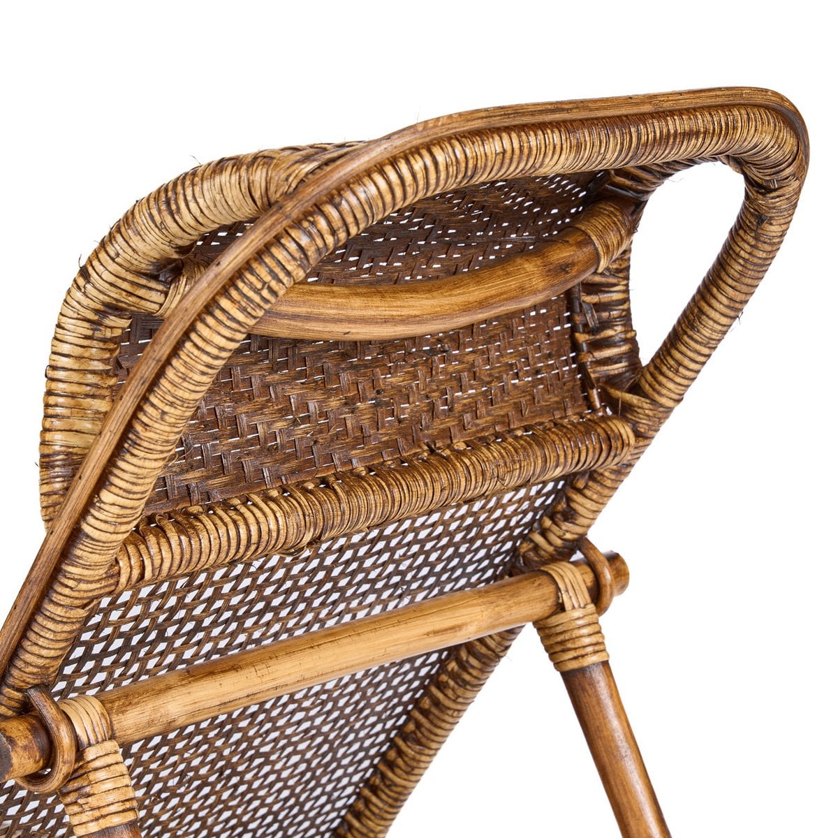 Rattan-Liege Walnussholz Textur Detail
