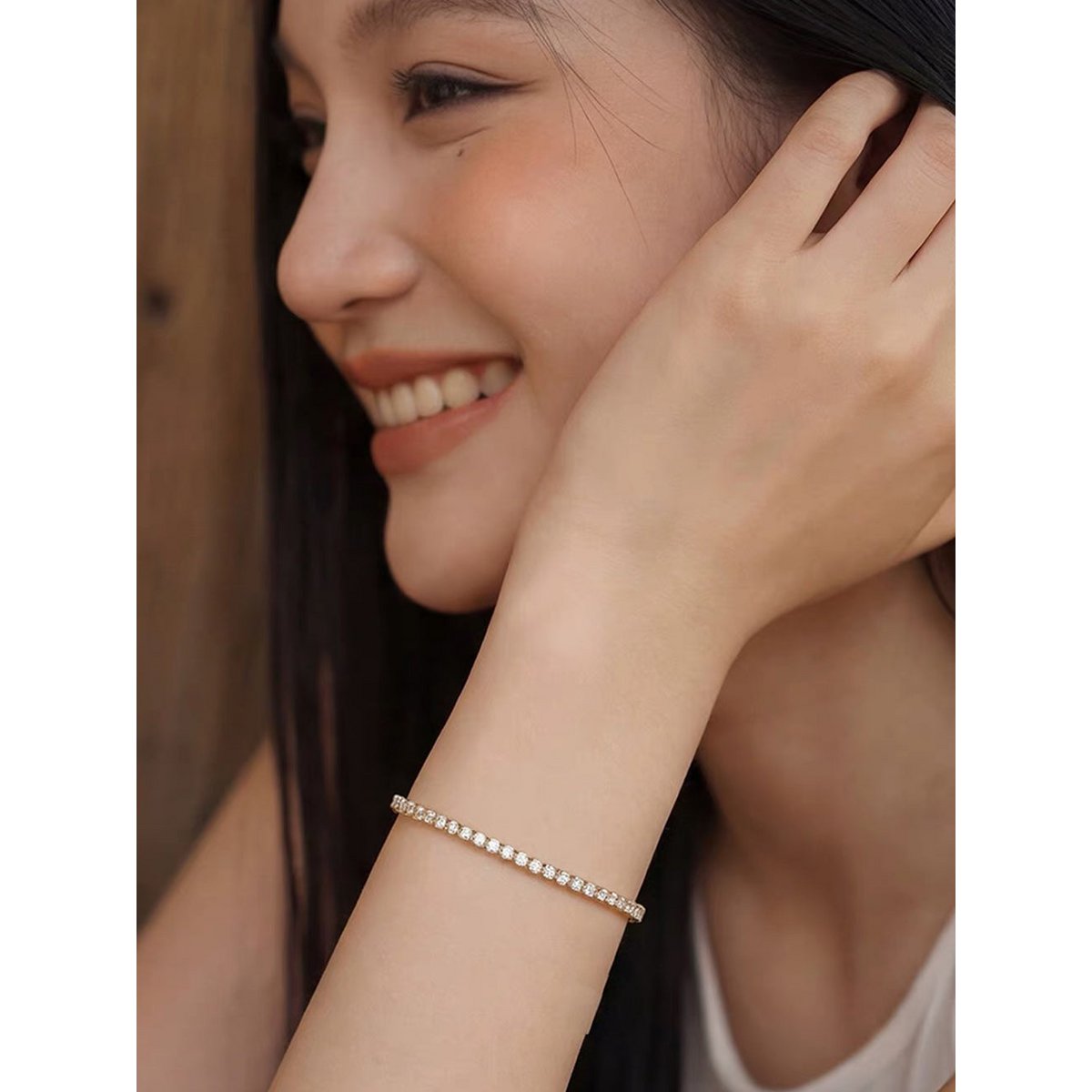 Zeitloses Tennisarmband im Diamant-Look
