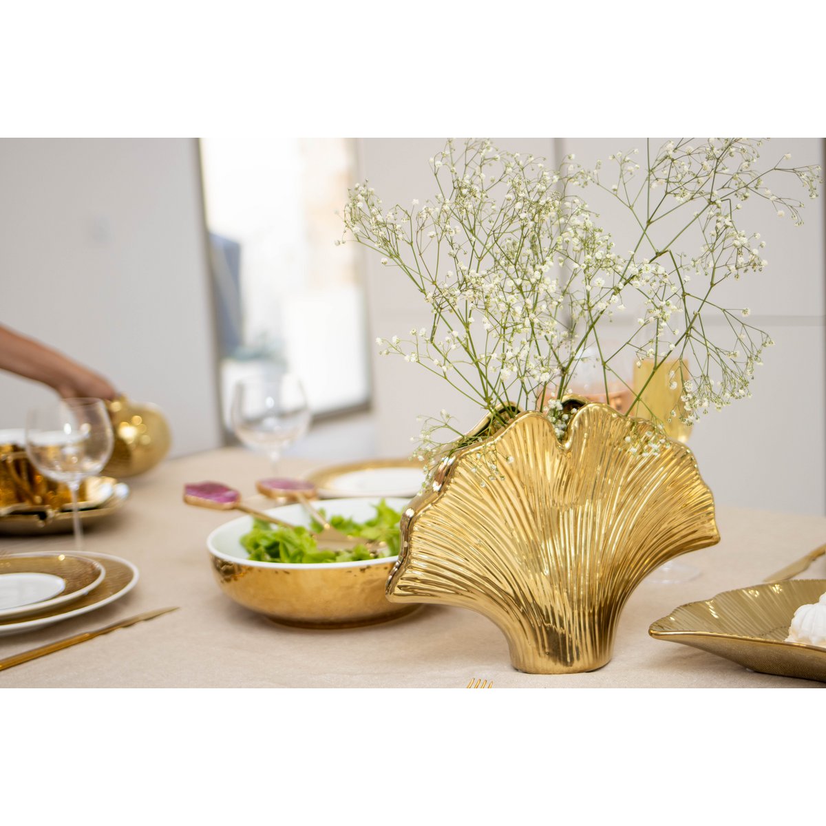 Ginkgo Keramikvase Gold Detail – Hochwertige Keramik in brillantem Gold-Finish