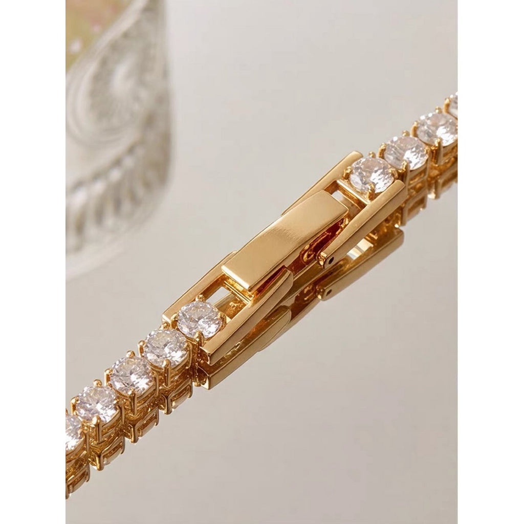 Zeitloses Tennisarmband im Diamant-Look