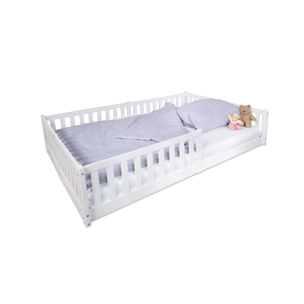 tiSsi® Bodenbett / Hausbett ENNO 140x200 cm Buche WEISS inkl. opt. Dach