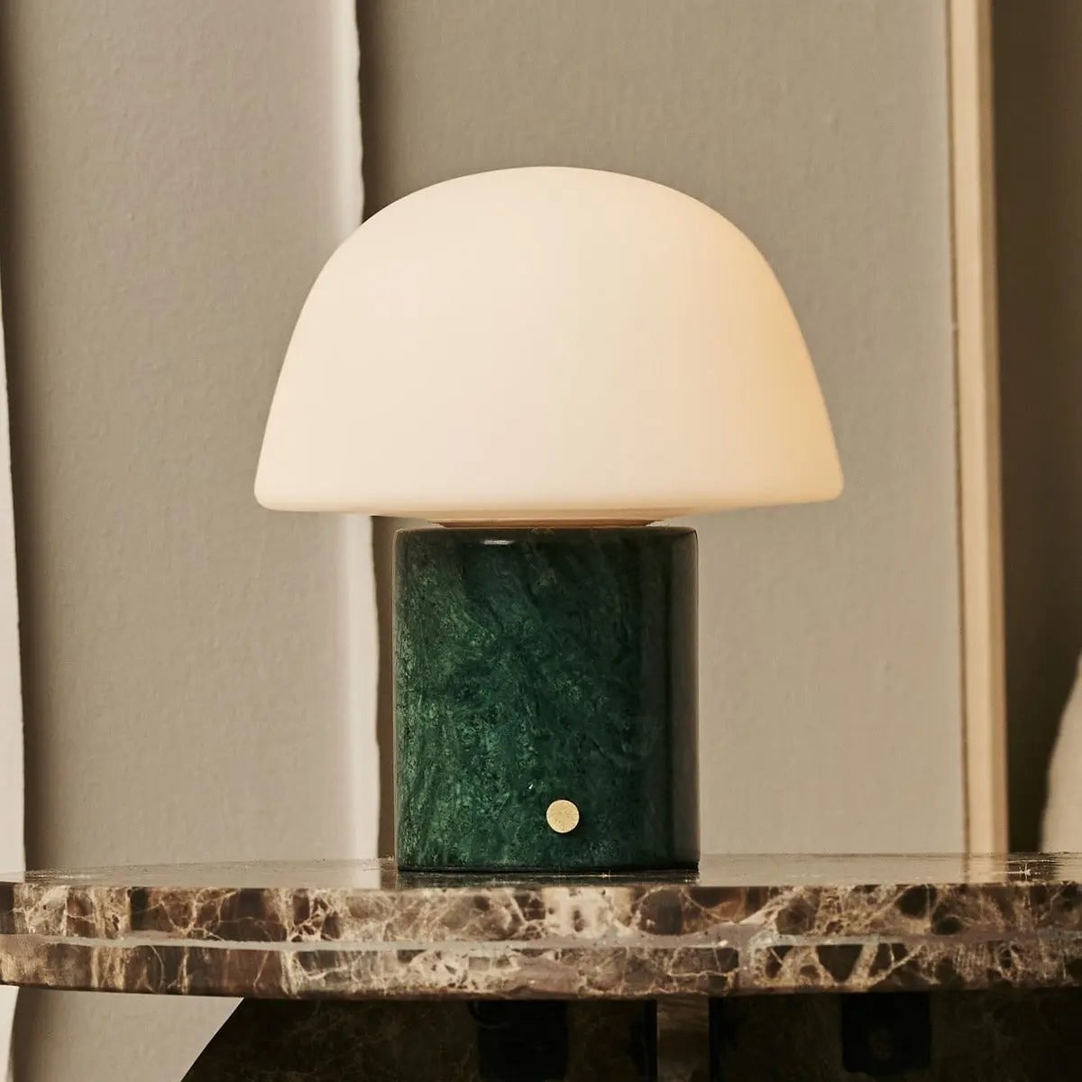 Rijks Collection „The Maes“ – Grüne Marmor-Tischlampe