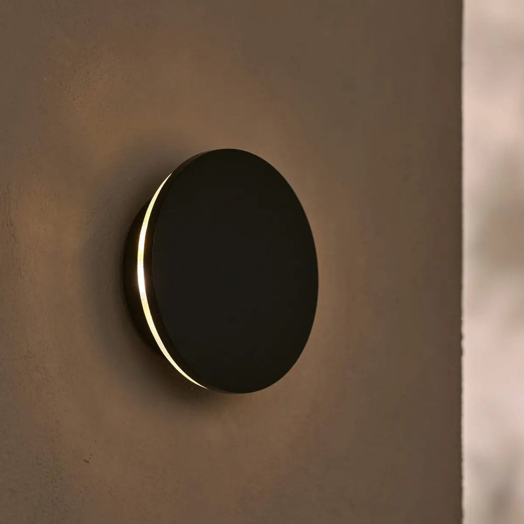 Lou Black kabellose Wandleuchte | Wiederaufladbar und dimmbar mit Touch-Steuerung – 2700 K warmes Licht