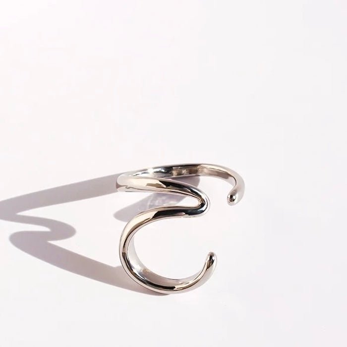 Minimalistischer Wave-Line-Ohr-Manschette