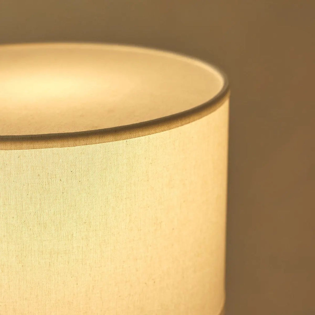 Isla Travertinlampe | Baumwollschirm und zeitloses Design H:63cm