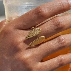 LOUIZ Ring mit Engelsflügeln