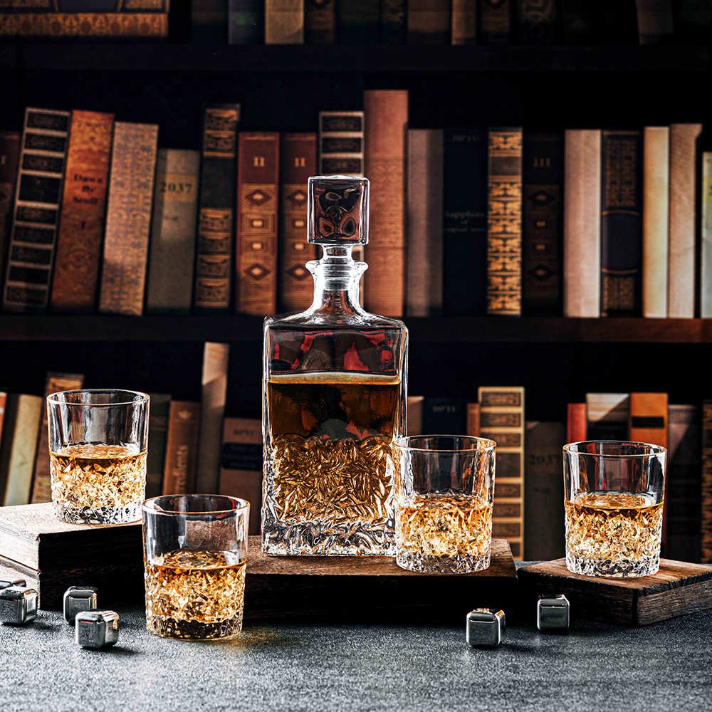Hackedglas Whisky-Set Detail – Elegantes transparentes Design