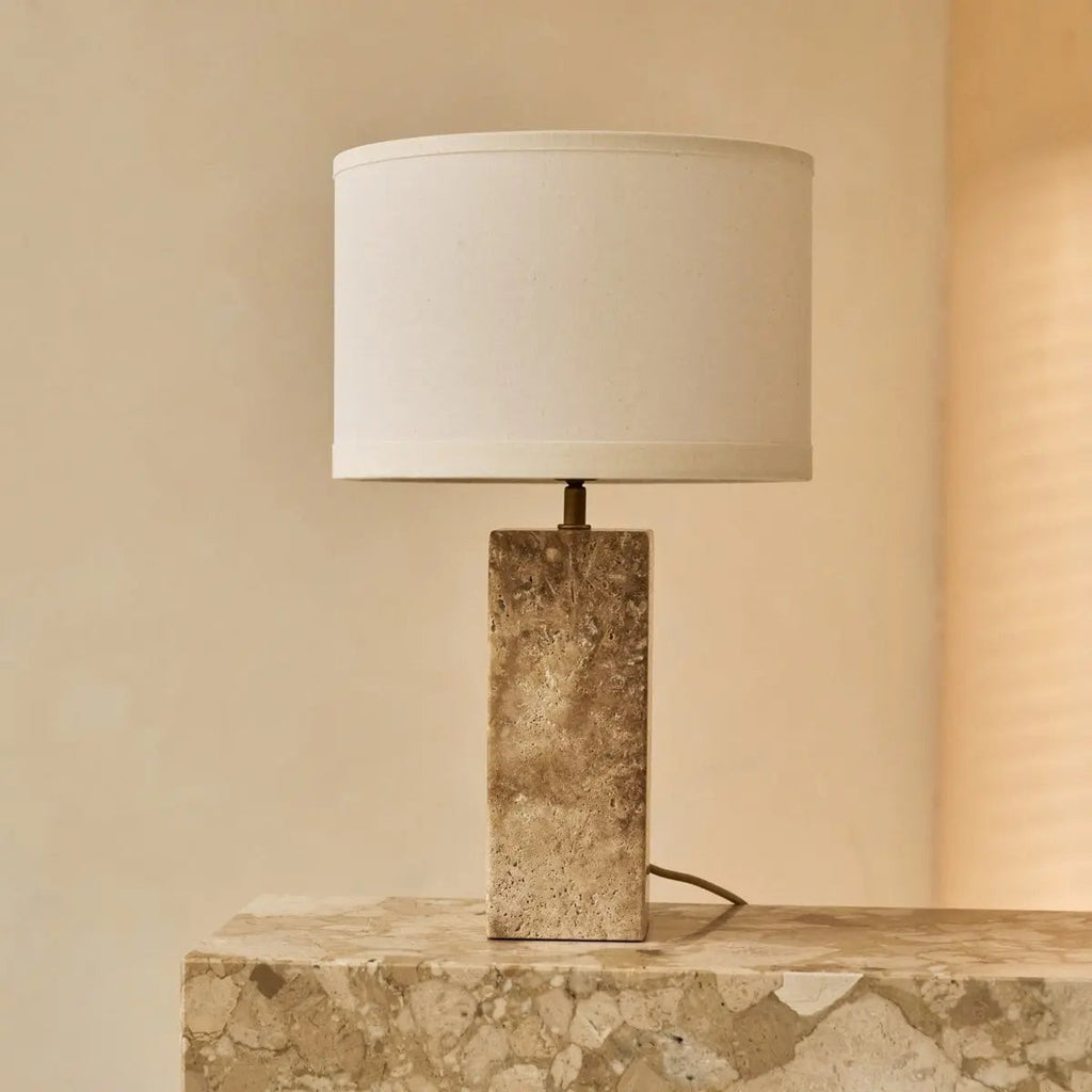 Rosie Travertinlampe | Baumwollschirm und elegantes Design H:49cm