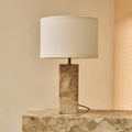 Rosie Travertinlampe | Baumwollschirm und elegantes Design H:49cm