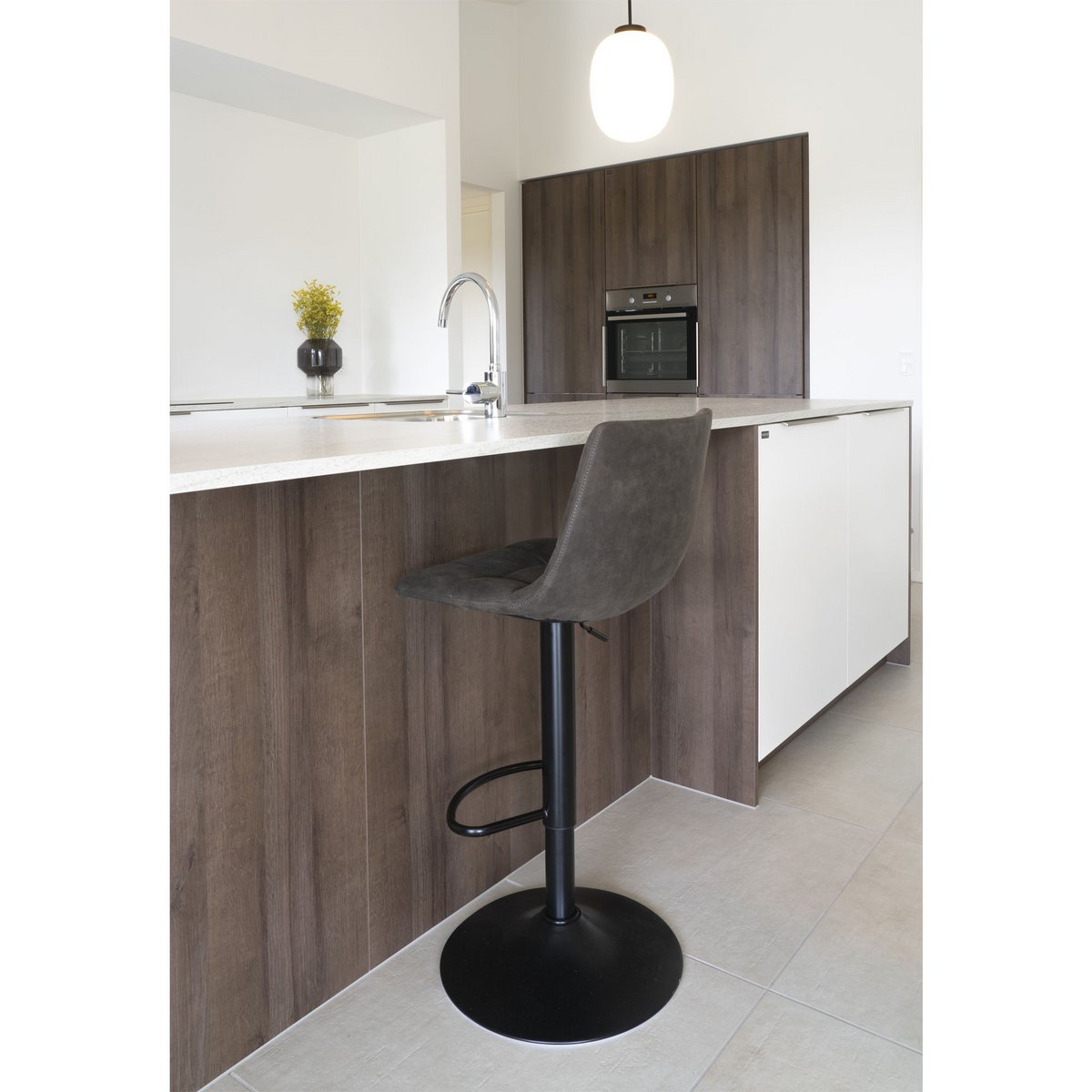 Middelfart Barstuhl – Dunkelgrau, Mikrofaser, schwarze Metallbeine, 43 x 43 x 88/108 cm – 2er-Set