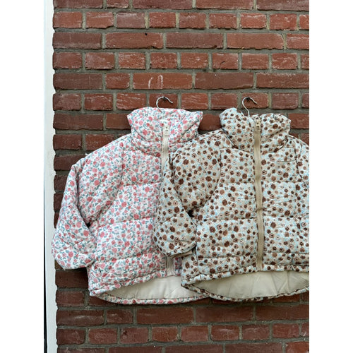 Avery Winter-Bomberjacke