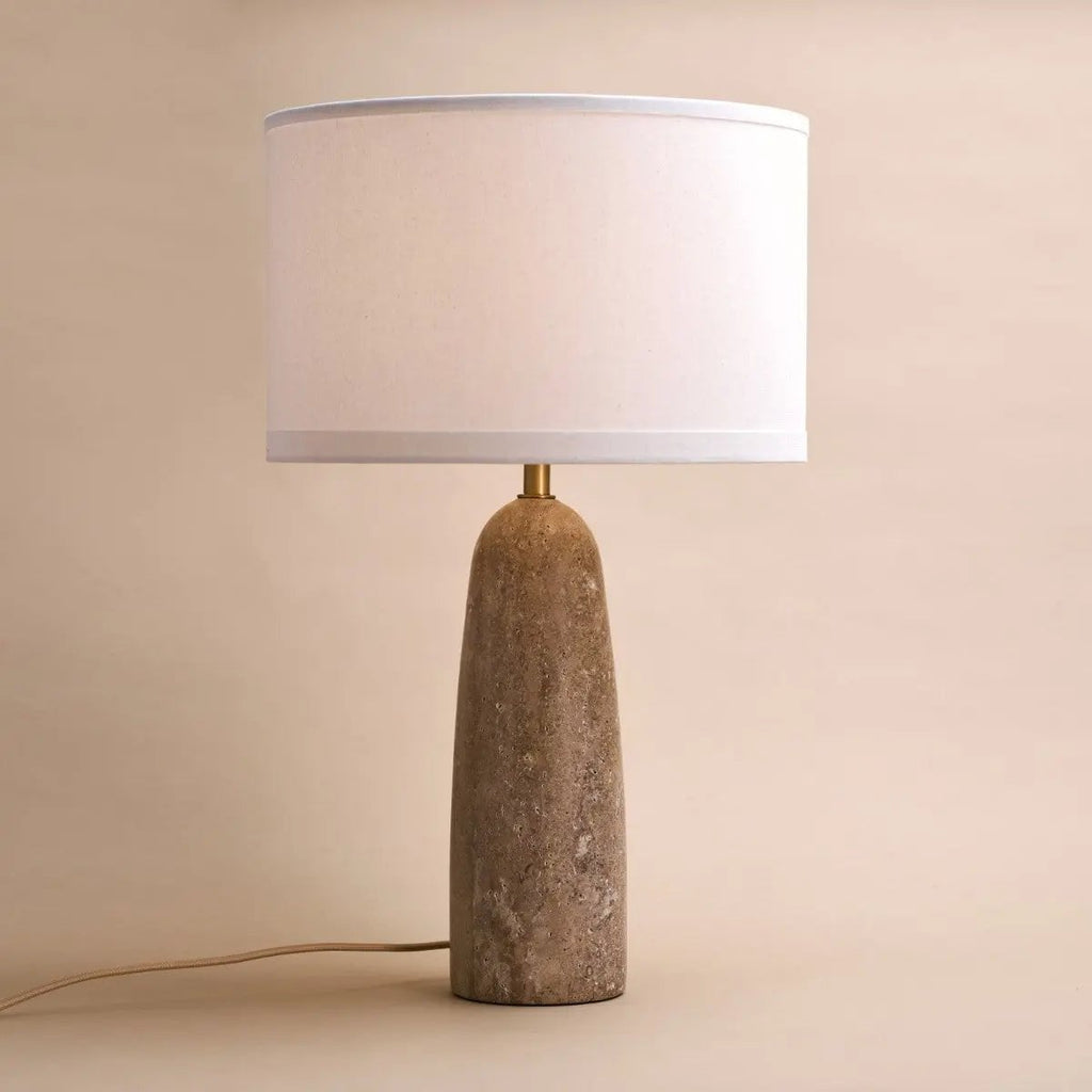 Isla Travertinlampe | Baumwollschirm und zeitloses Design H:63cm