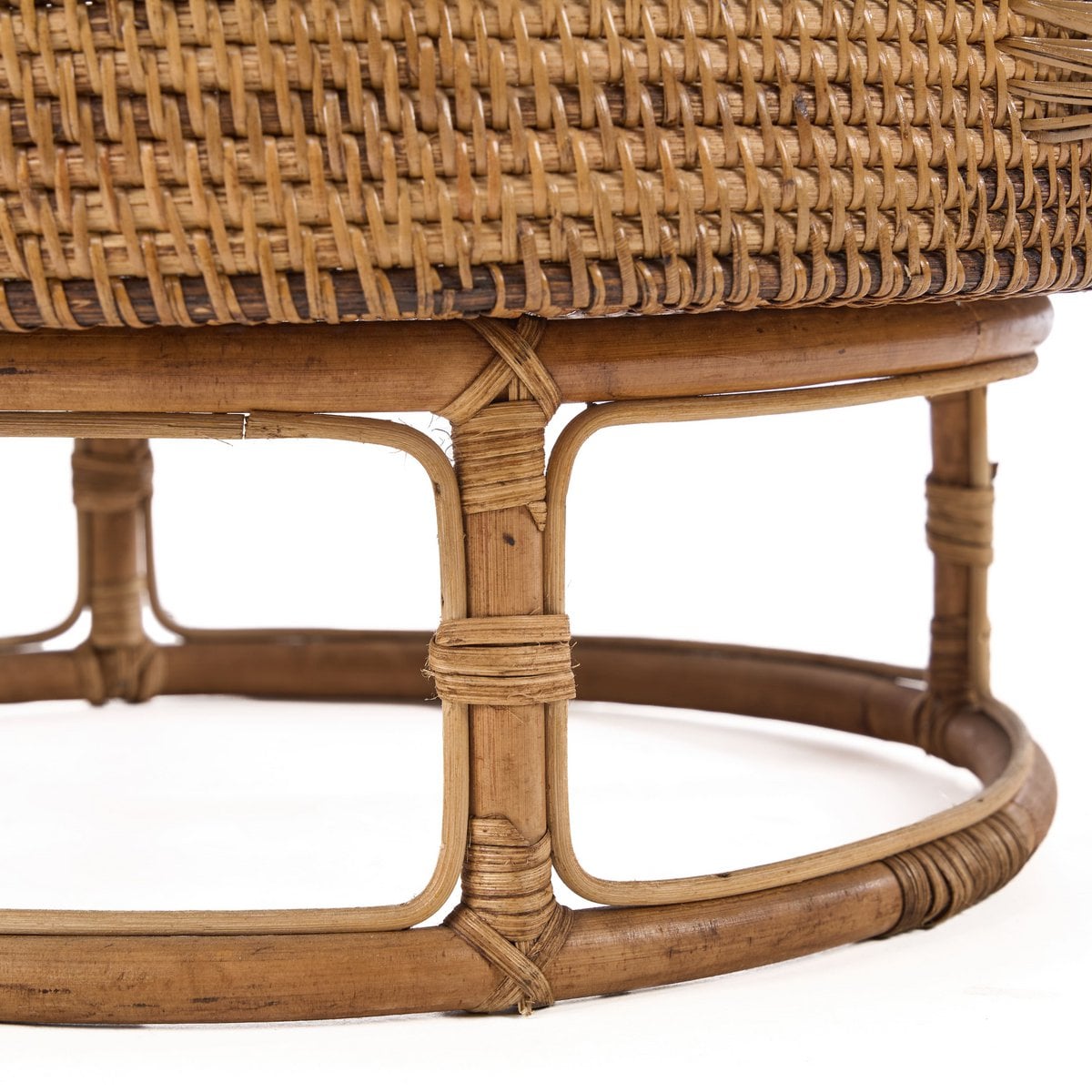 Das Rattan Rise Tablett – Naturbraun