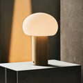Sam Hellbraune Tischlampe aus Holz | Glas, wiederaufladbarer Akku und vielseitig
