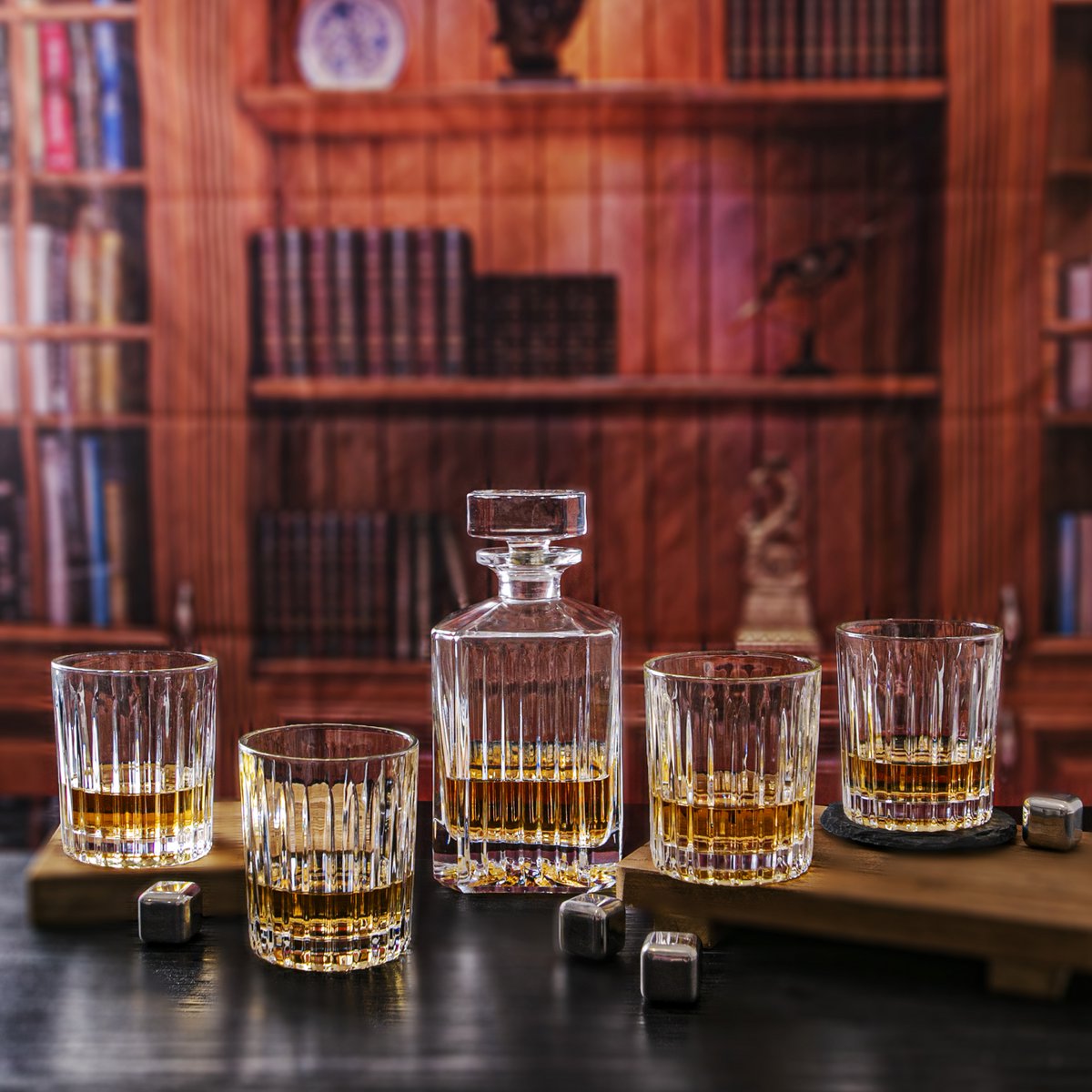 Glas Whisky -Set mit Karaffe 850 ml und 4 Gläser 300 ml