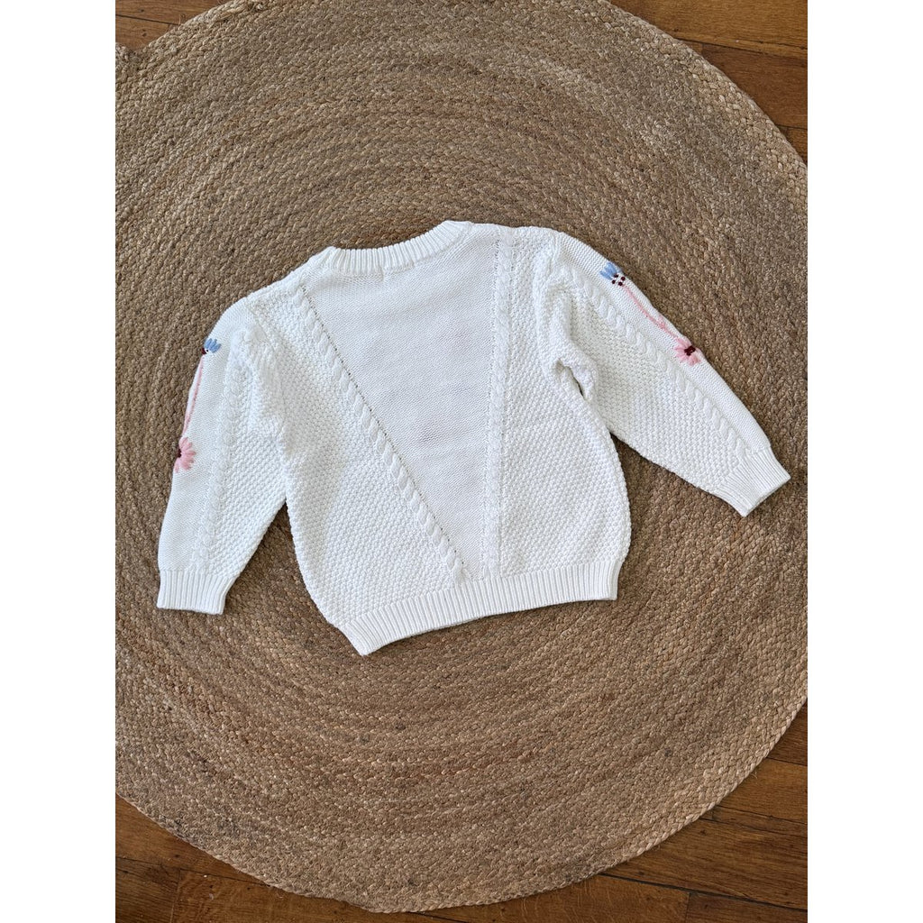 Millie Weißer Pullover mit Blumenstickerei