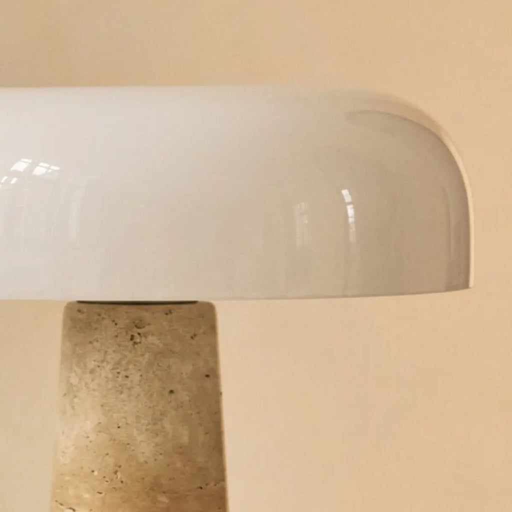 Emily Travertinlampe | Elegantes Design mit Glasschirm