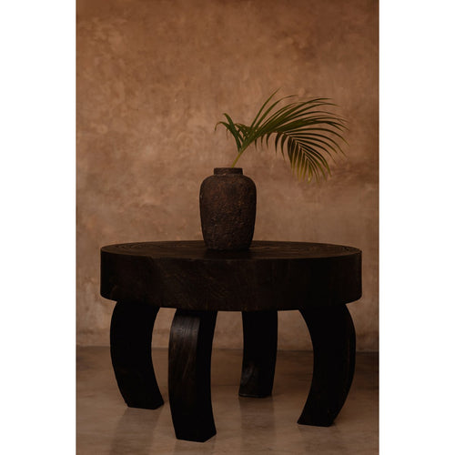 Der Octo Chic Couchtisch – Dunkles Walnussholz