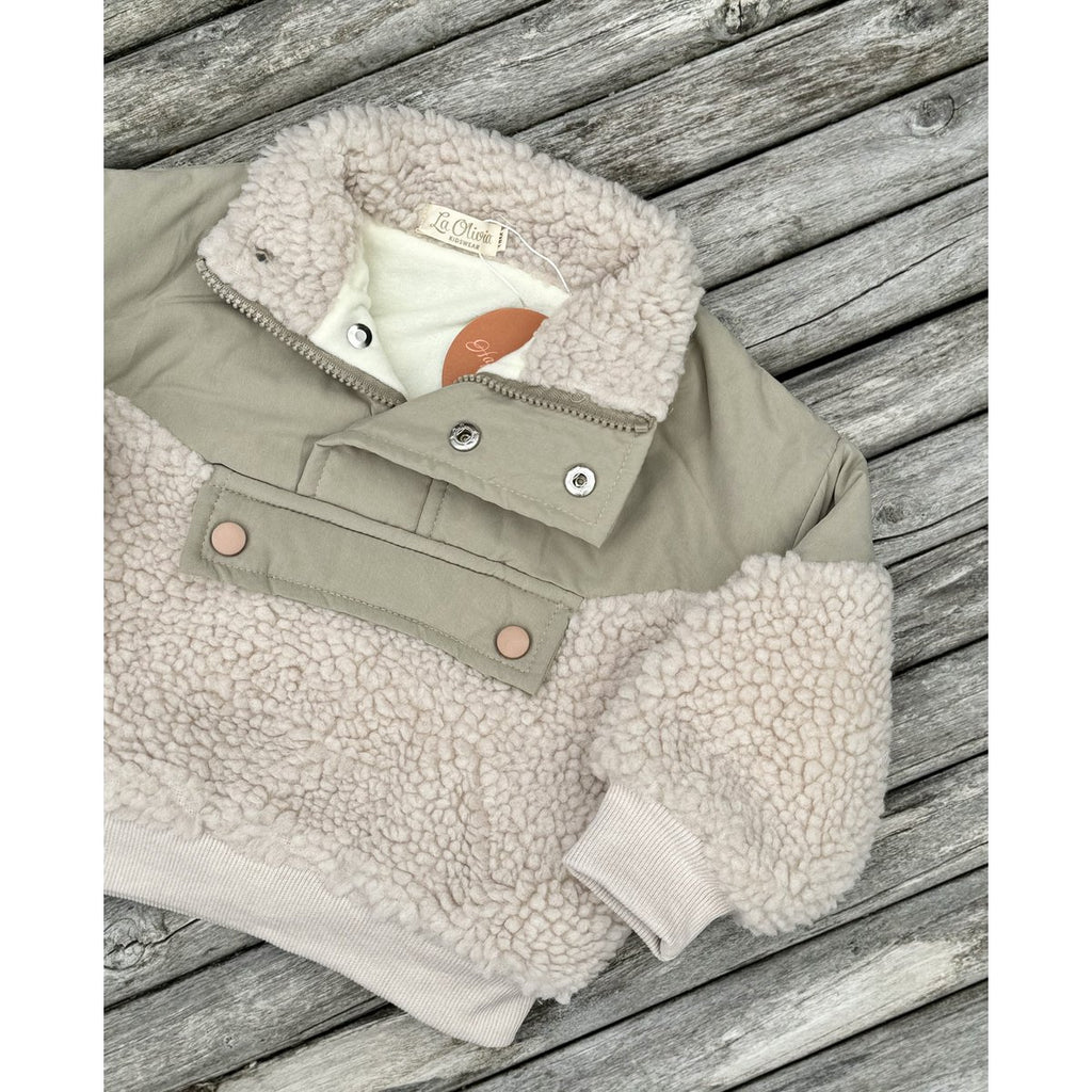 Pat Fleece Pullover