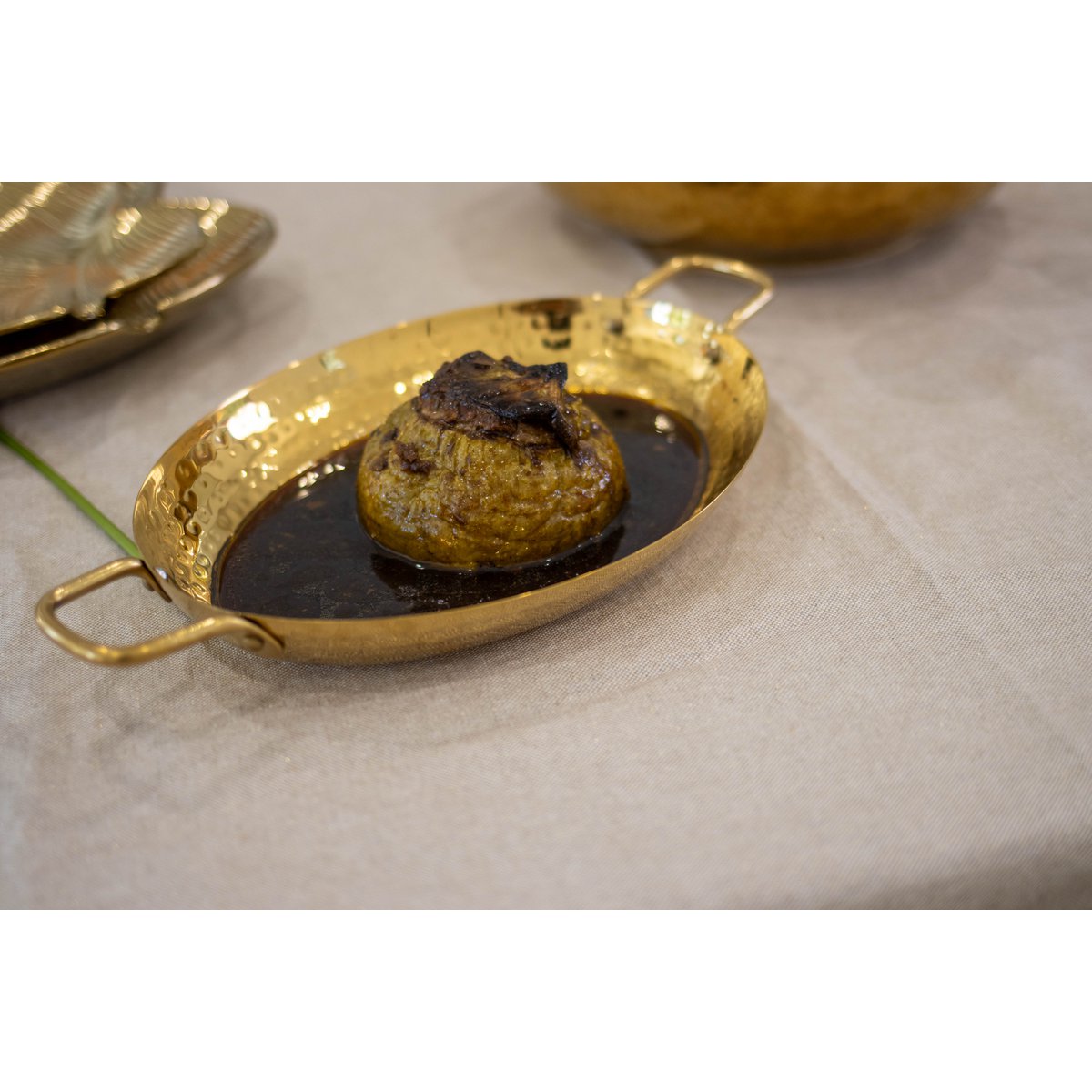 Goldener ovaler Topf 25x18.5x4cm