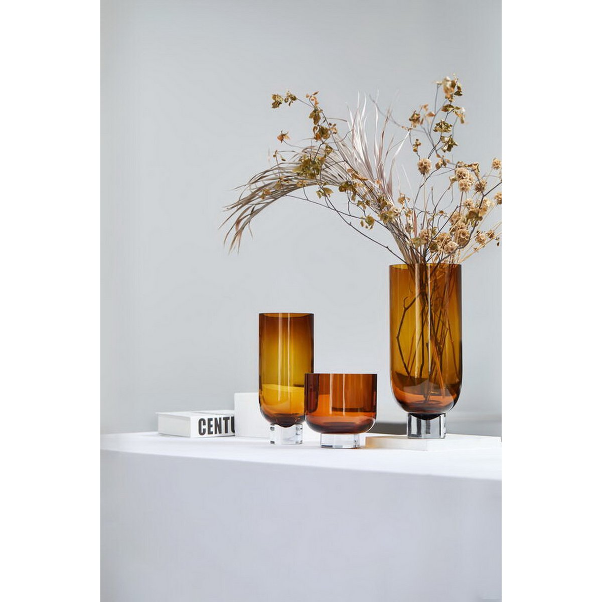 Moderne niedrige Vase oder Schale, Sober Design, OMAHA07AM