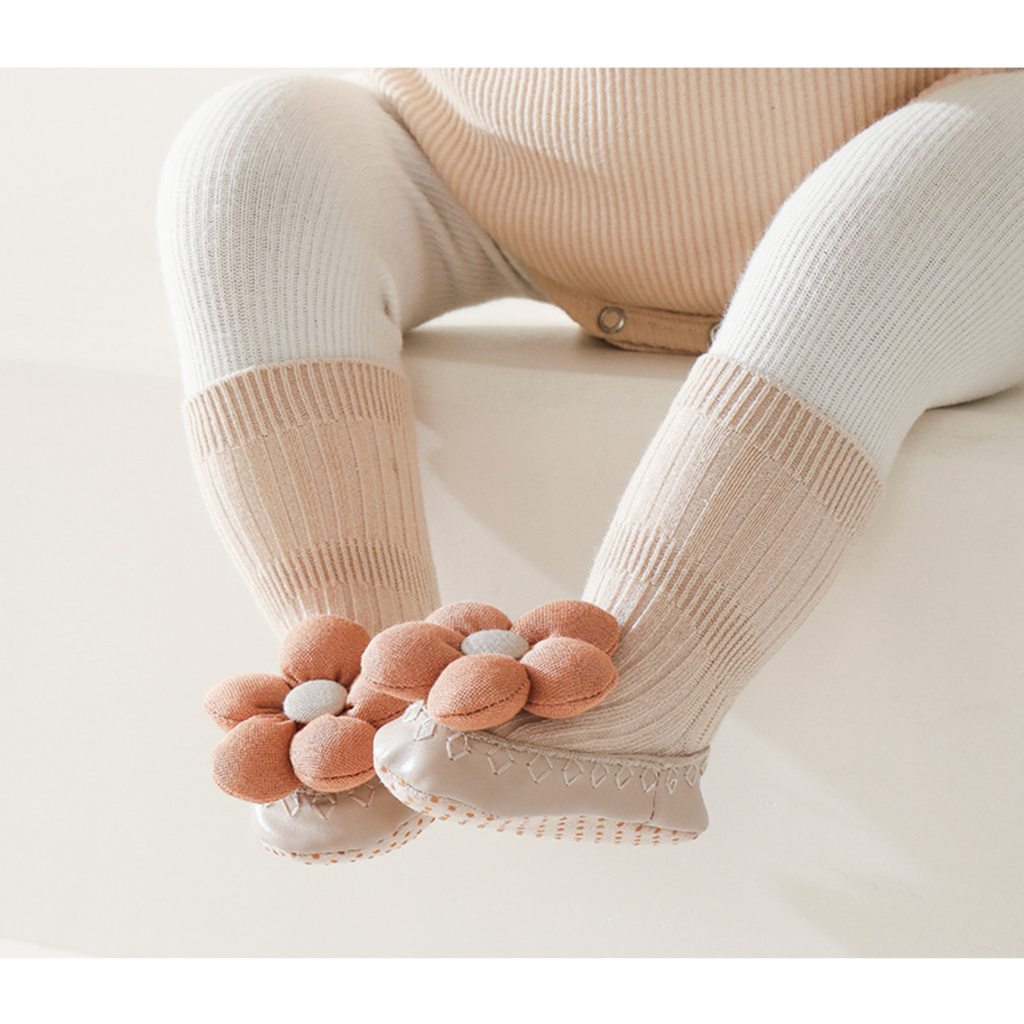 Annie & Charles® Krabbelschuhe FLEUR