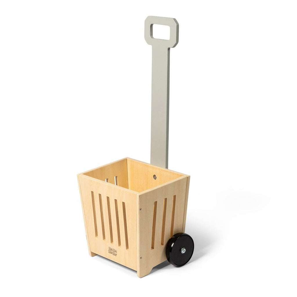 Einkaufskorb aus Holz auf Rollen