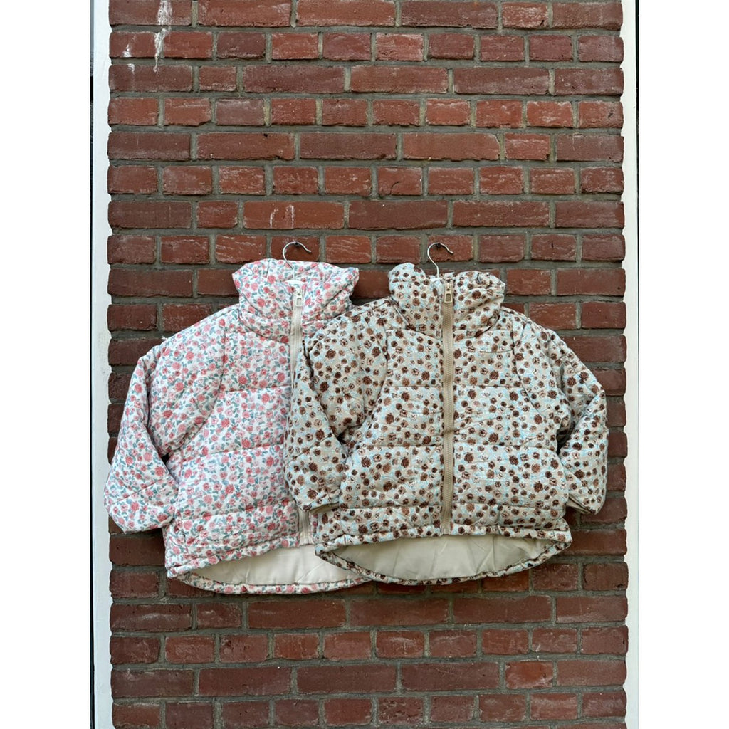 Avery Winter-Bomberjacke