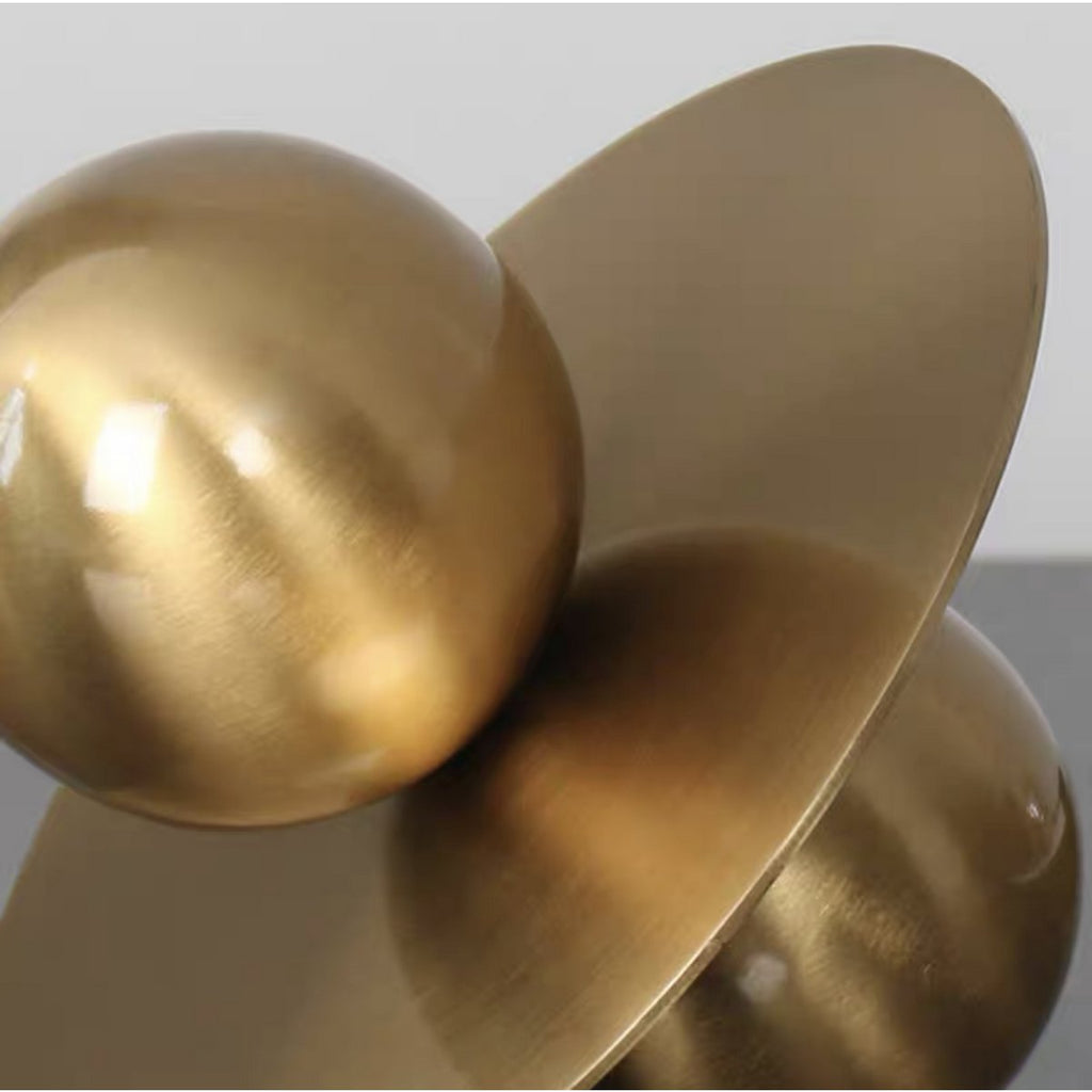 Moderne und schlichte kugelförmige Metallornamente für Zuhause und Wohnzimmer. Größe: 20 cm x 20 cm