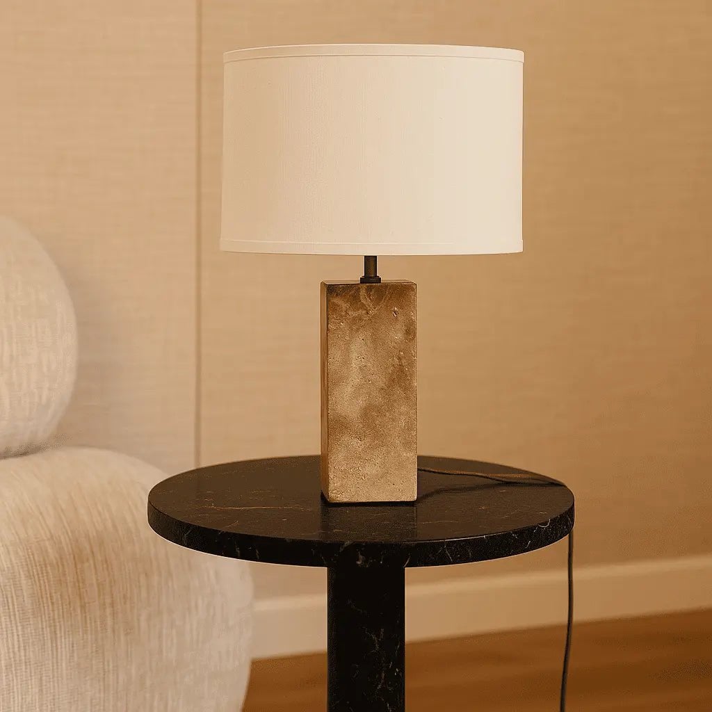 Rosie Travertinlampe | Baumwollschirm und elegantes Design H:49cm